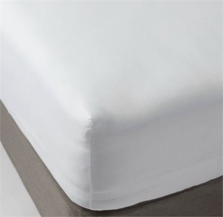 Threshold Ultra Soft 300TC Fitted Bed Sheet - Size:Twin Extra Long - White