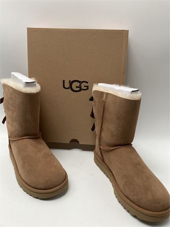 UGG Boots color tan size 7